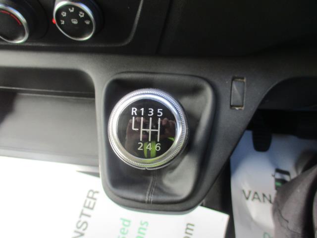 2021 Vauxhall Movano 2.3 Turbo D 135Ps H2 Van (DN71BZF) Image 22