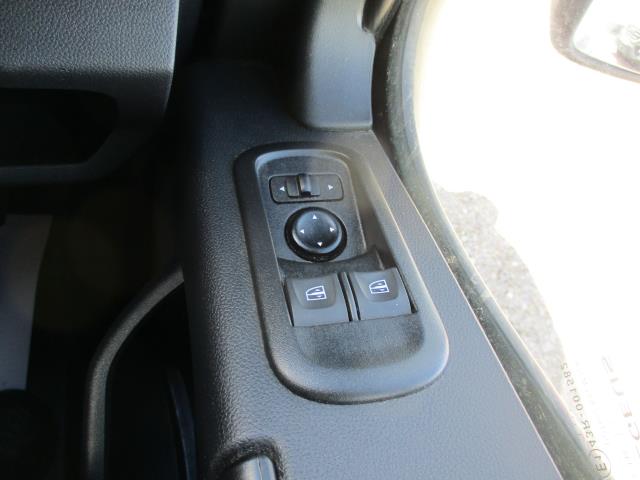 2021 Vauxhall Movano 2.3 Turbo D 135Ps H2 Van (DN71BZF) Image 16