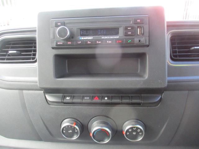 2021 Vauxhall Movano 2.3 Turbo D 135Ps H2 Van (DN71BZF) Image 21