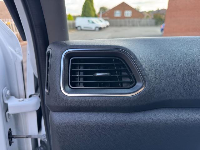 2021 Vauxhall Movano 2.3 Turbo D 135Ps L3 H2 Van (DN71CSO) Image 39