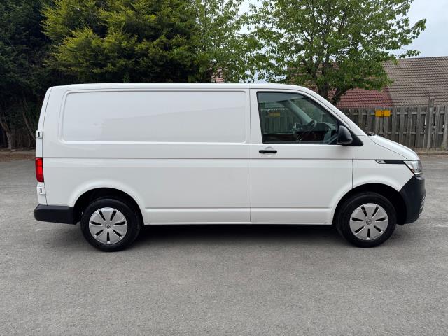 2023 Volkswagen Transporter 2.0 TDI 110 Startline Van (DN73LVH) Image 10