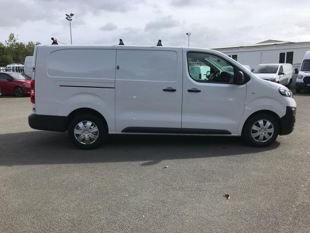 2022 Vauxhall Vivaro 2900 1.5D 100Ps Dynamic H1 Van (DP22GYG) Image 13