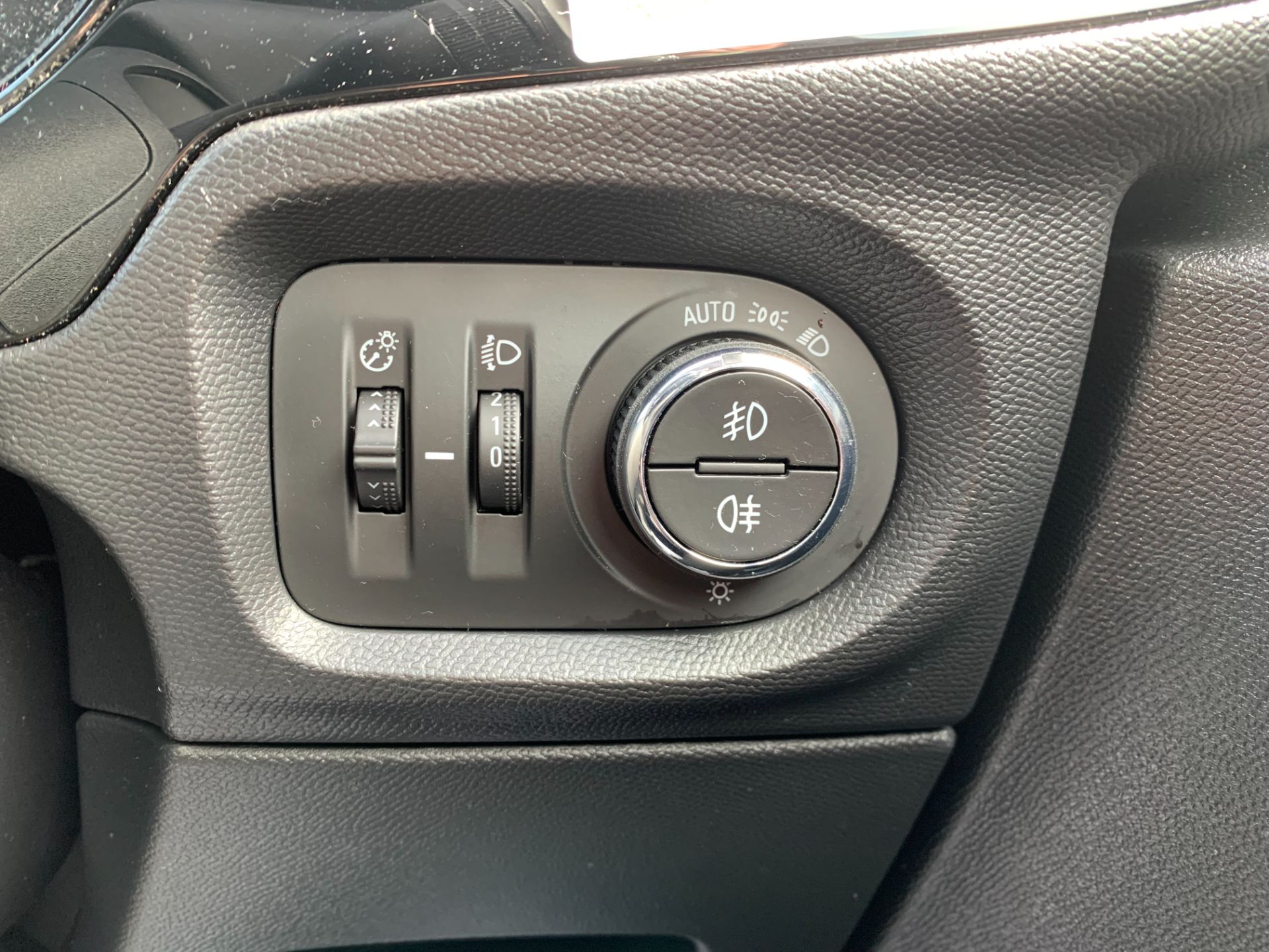 2020 Vauxhall Corsa 1.2 Turbo Elite Nav Premium 5Dr (DP70HHV) Image 23