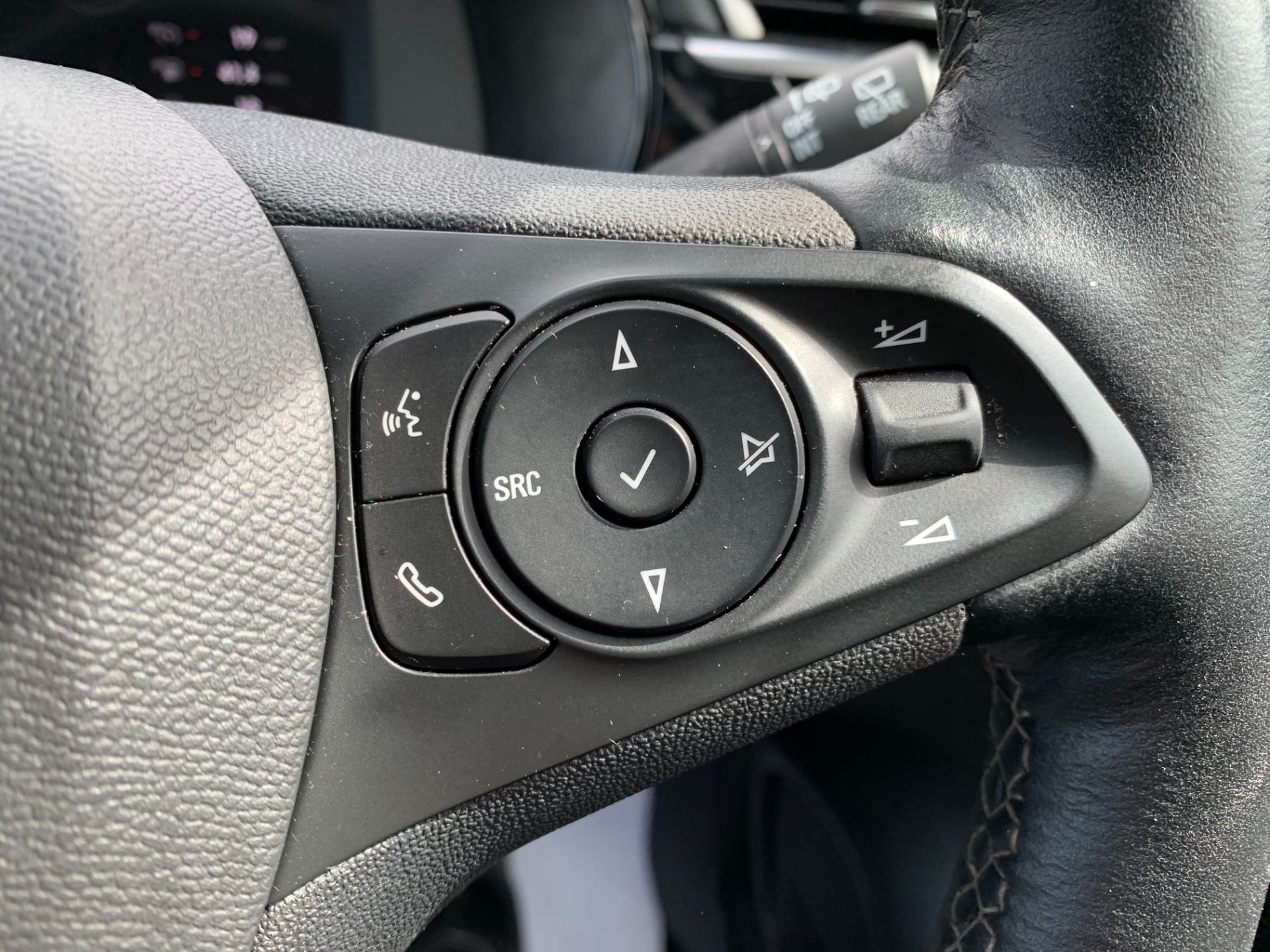 2020 Vauxhall Corsa 1.2 Turbo Elite Nav Premium 5Dr (DP70HHV) Thumbnail 21