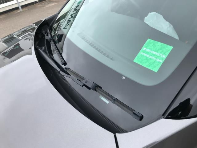 2020 Vauxhall Corsa 1.2 Turbo Elite Nav Premium 5Dr Auto (DP70HJG) Image 32