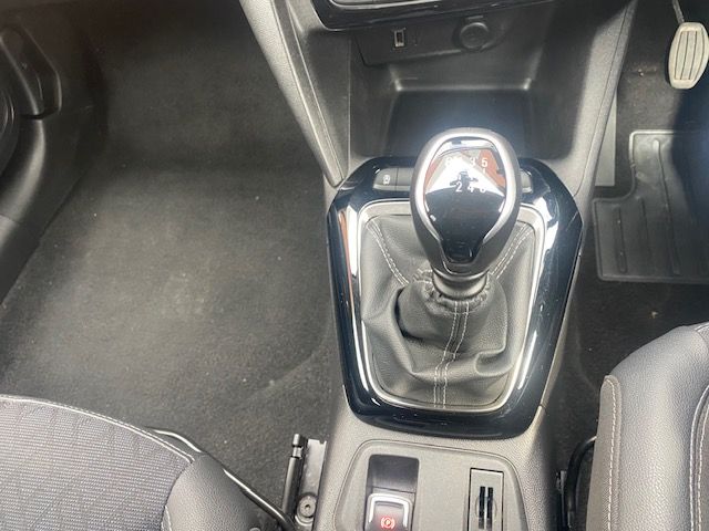 2020 Vauxhall Corsa 1.2 Turbo Elite Nav Premium 5Dr (DP70HLM) Image 13