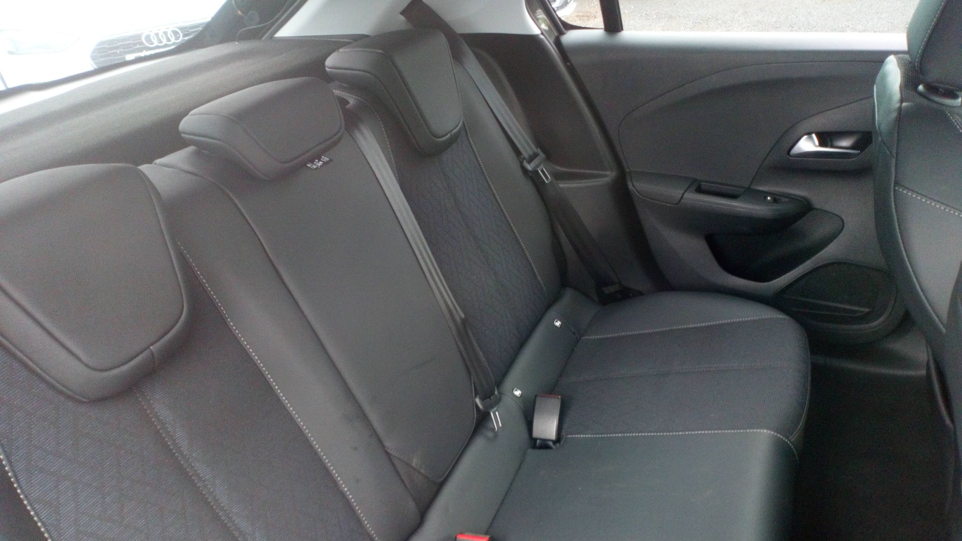 2020 Vauxhall Corsa 1.2 Turbo Elite Nav Premium 5Dr Auto (DP70HNC) Thumbnail 10