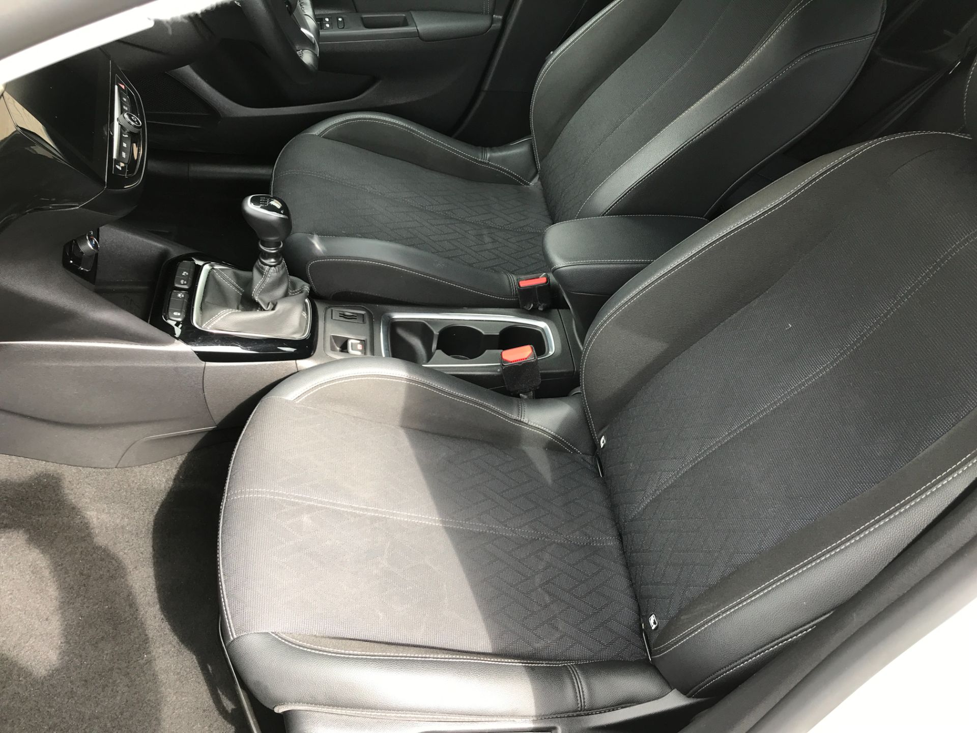 2020 Vauxhall Corsa 1.2 Turbo Elite Nav Premium 5Dr (DP70HRN) Image 19