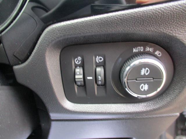 2020 Vauxhall Corsa 1.2 Turbo Elite Nav Premium 5Dr (DP70HTN) Thumbnail 13