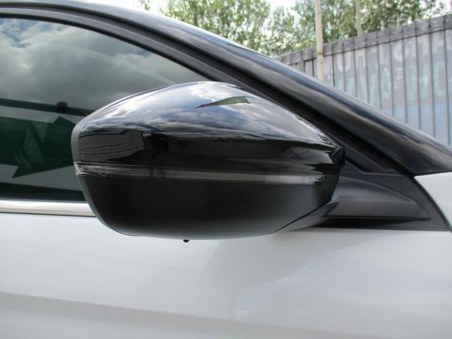 2020 Vauxhall Corsa 1.2 Turbo Elite Nav Premium 5Dr (DP70HVR) Image 38