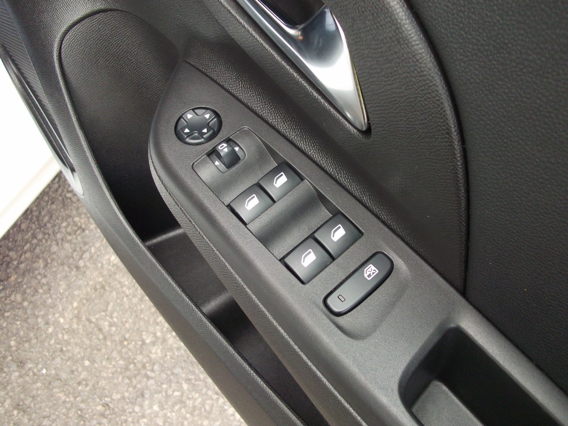 2020 Vauxhall Corsa 1.2 Turbo Elite NAV Premium 5Dr (DP70HVZ) Image 33