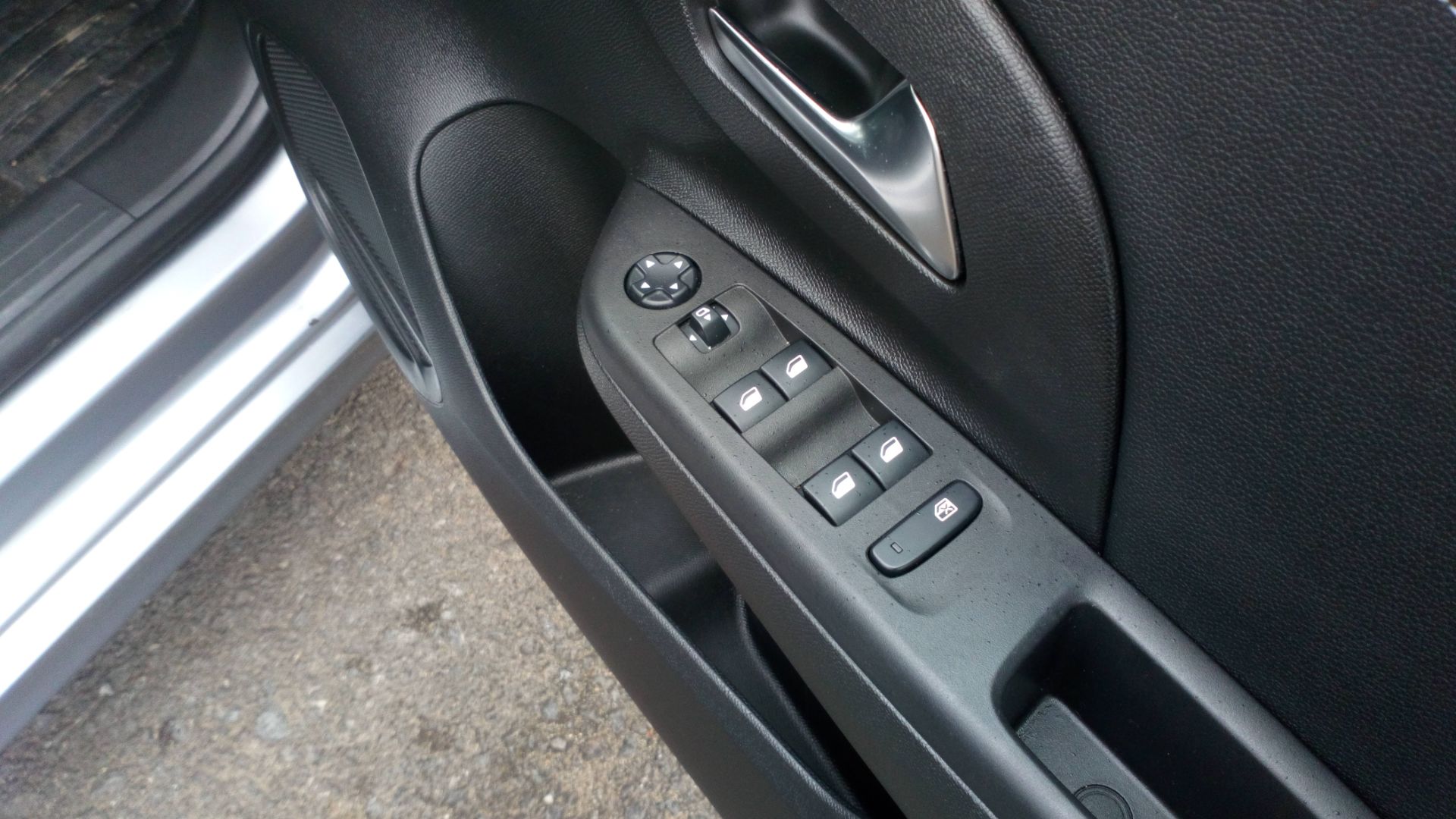 2020 Vauxhall Corsa 1.2 Turbo Elite Nav Premium 5Dr (DP70KJZ) Image 20
