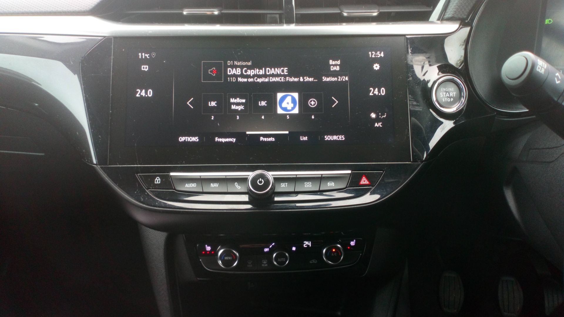 2020 Vauxhall Corsa 1.2 Turbo Elite Nav Premium 5Dr (DP70KJZ) Image 17