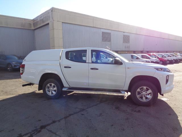 2021 Mitsubishi L200 Double Cab Di-D 150 4Life 4Wd (DP70OUH) Image 2