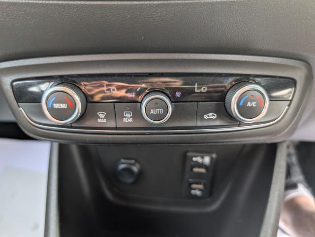 2021 Vauxhall Crossland 1.2 Turbo [130] Sri Nav 5Dr (DS21ZSR) Image 30