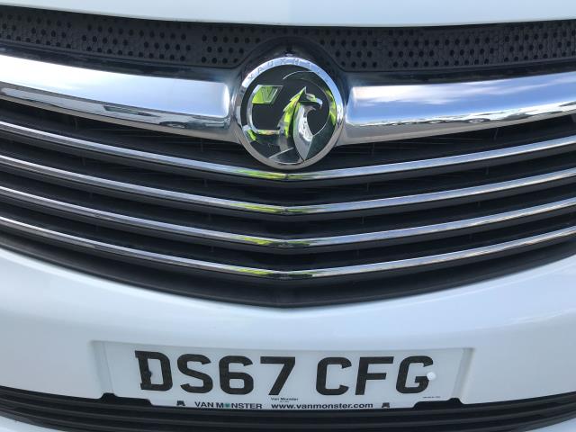 2017 Vauxhall Vivaro 2900 L2 H1 1.6CDTI 120PS SPORTIVE EURO 6 (DS67CFG) Thumbnail 32