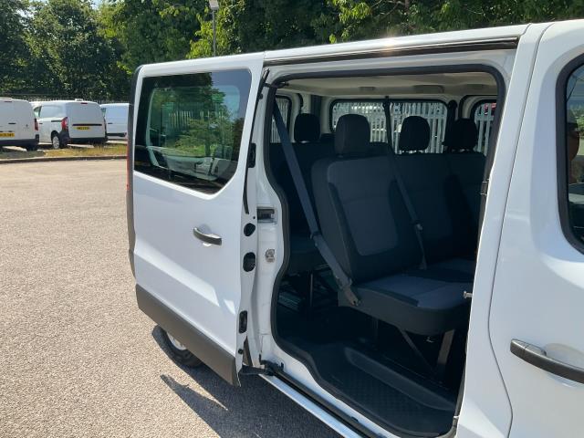 2018 Vauxhall Vivaro 2900 1.6Cdti 120Ps H1 Kombi 9 Seater (Mini Bus) (DS68FSA) Image 17