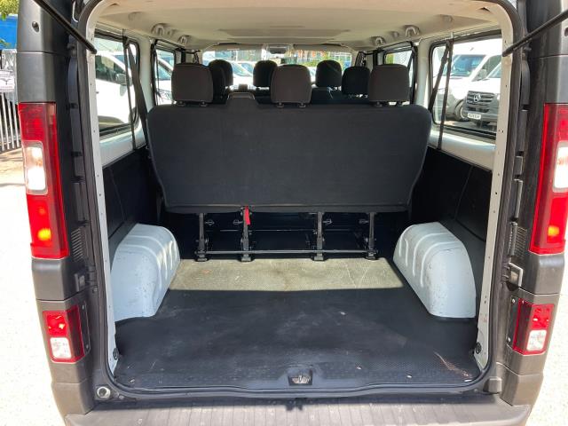 2018 Vauxhall Vivaro 2900 1.6Cdti 120Ps H1 Kombi 9 Seater (Mini Bus) (DS68FSA) Image 15