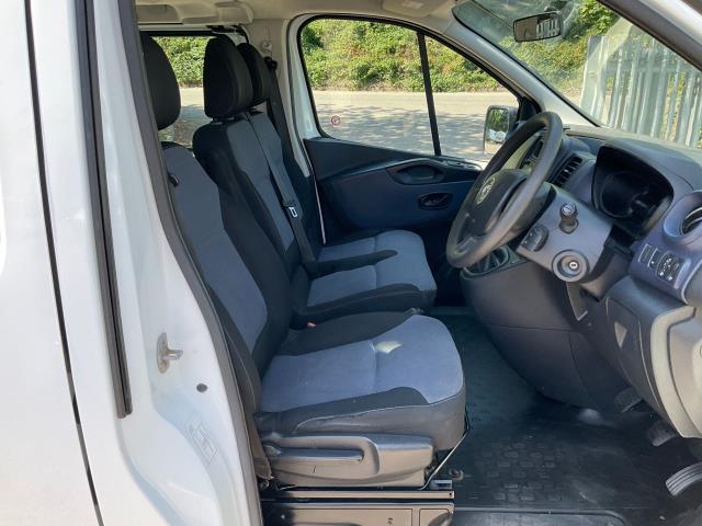 2018 Vauxhall Vivaro 2900 1.6Cdti 120Ps H1 Kombi 9 Seater (Mini Bus) (DS68FSA) Image 20