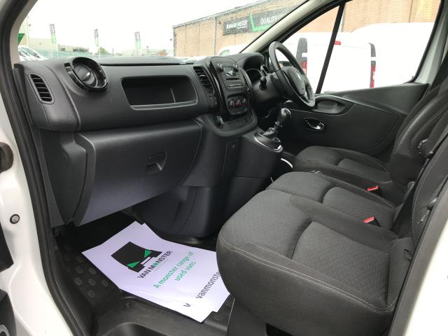 2018 Vauxhall Vivaro 2900 L2 H1 1.6CDTI 120PS SPORTIVE EURO 6 (DS68JOJ) Image 16