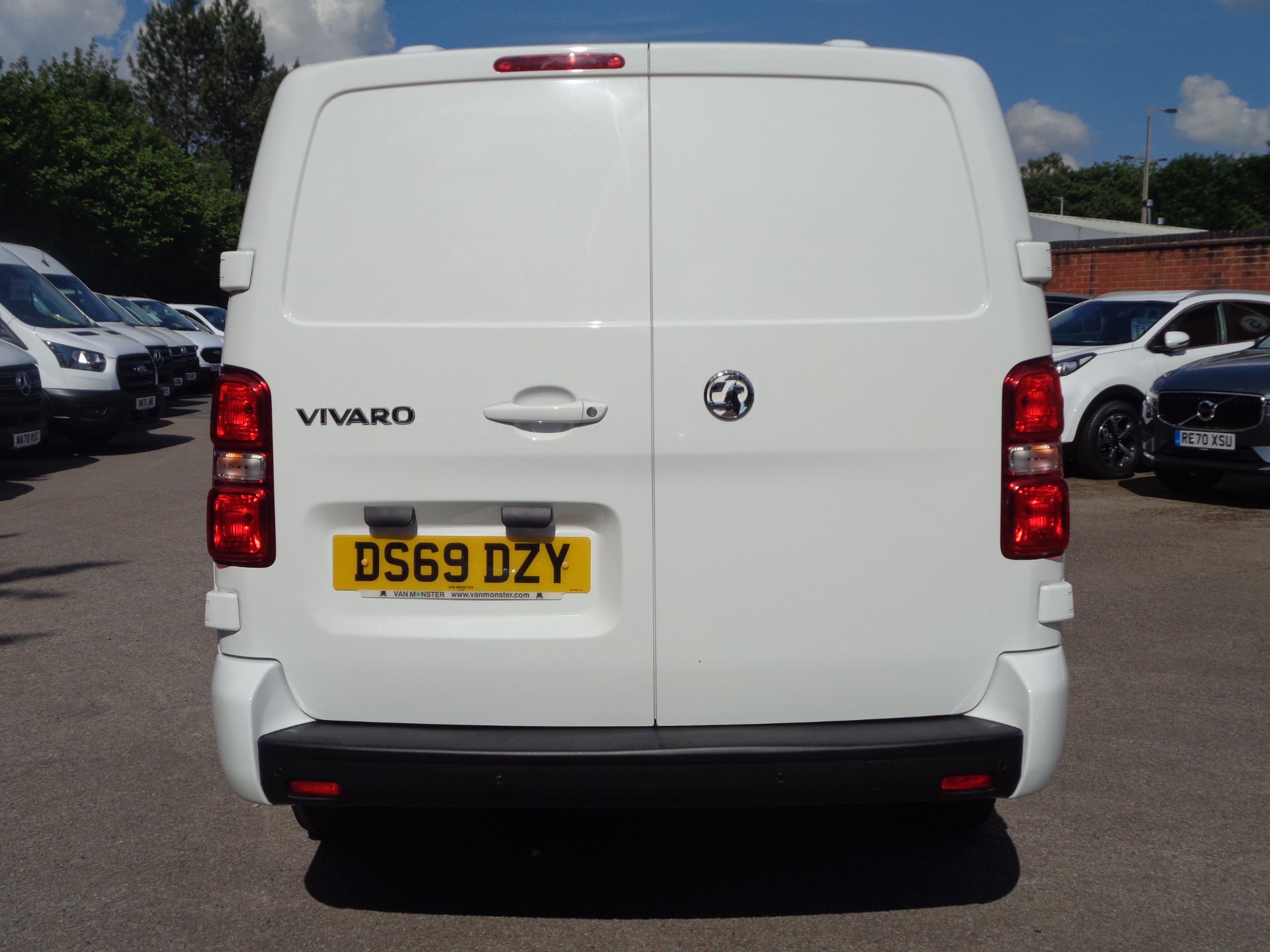 2019 Vauxhall Vivaro 2900 1.5D 100Ps Sportive H1 Van (DS69DZY) Thumbnail 8