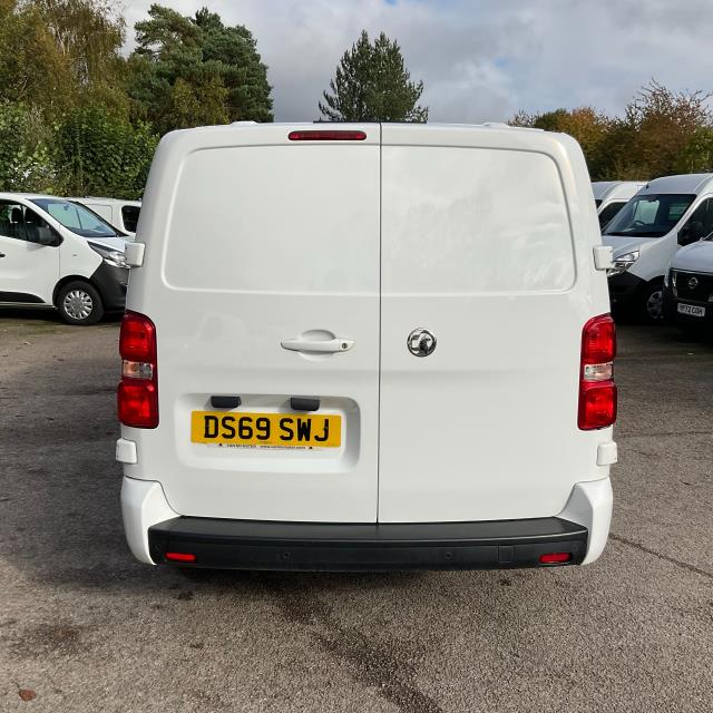 2019 Vauxhall Vivaro 2900 1.5D 100Ps Sportive H1 Van (DS69SWJ) Image 11