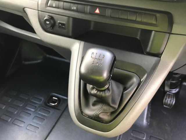 2019 Vauxhall Vivaro 3100 L2 H1 2.0CDTI SPORTIVE 120PS EURO 6 *NO VAT* (DS69ZSP) Image 13