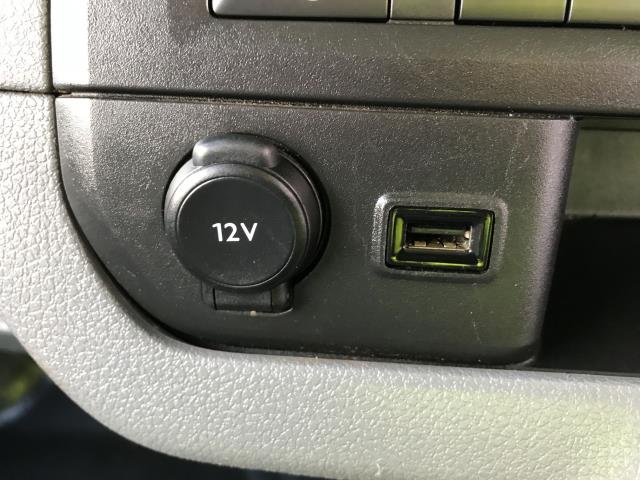 2019 Vauxhall Vivaro 3100 L2 H1 2.0CDTI SPORTIVE 120PS EURO 6 *NO VAT* (DS69ZSP) Thumbnail 24