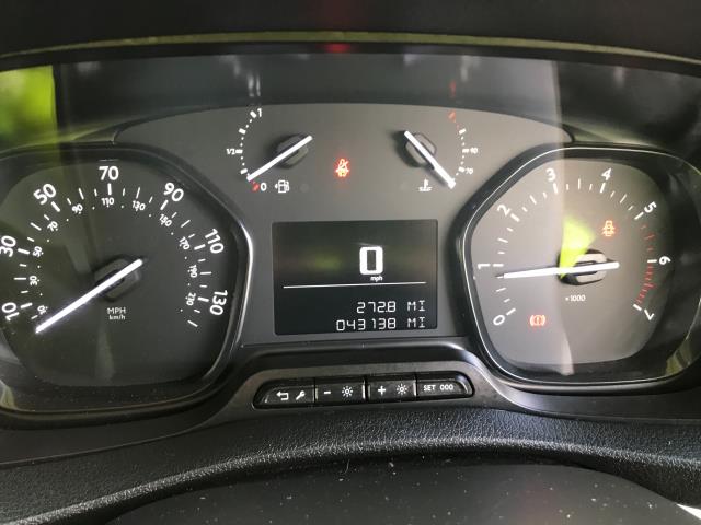 2019 Vauxhall Vivaro 3100 L2 H1 2.0CDTI SPORTIVE 120PS EURO 6 *NO VAT* (DS69ZSP) Image 15