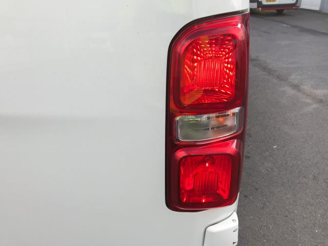 2019 Vauxhall Vivaro 3100 L2 H1 2.0CDTI SPORTIVE 120PS EURO 6 *NO VAT* (DS69ZSP) Image 33