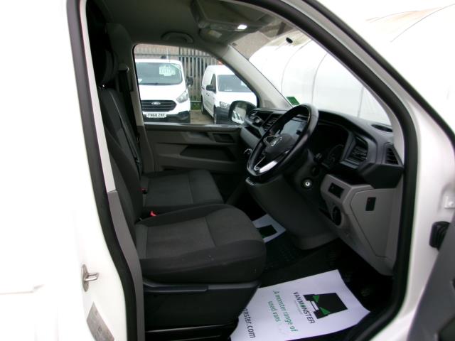 2020 Volkswagen Transporter 2.0 Tdi 90 Startline Van - Business Pack (DS70BHU) Thumbnail 18