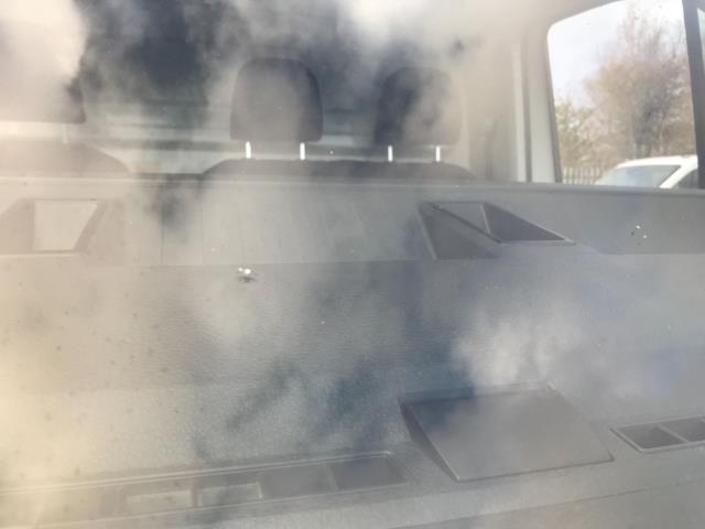 2021 Volkswagen Crafter CR35 13FT 6 LUTON 140PS STARTLINE EURO 6 TAIL LIFT  (DS70FVO) Image 29