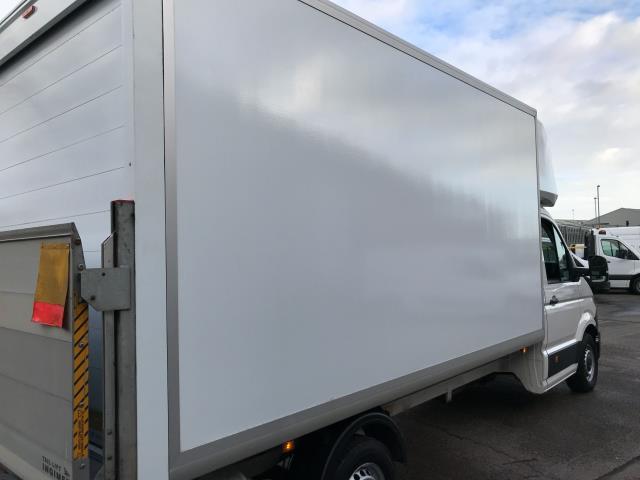 2021 Volkswagen Crafter CR35 13FT 6 LUTON 140PS STARTLINE EURO 6 TAIL LIFT  (DS70FVO) Image 8