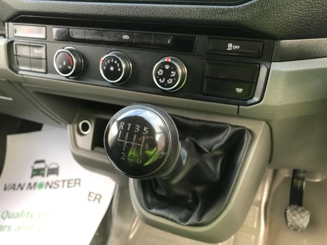 2021 Volkswagen Crafter CR35 13FT 6 LUTON 140PS STARTLINE EURO 6 TAIL LIFT  (DS70FVO) Image 16