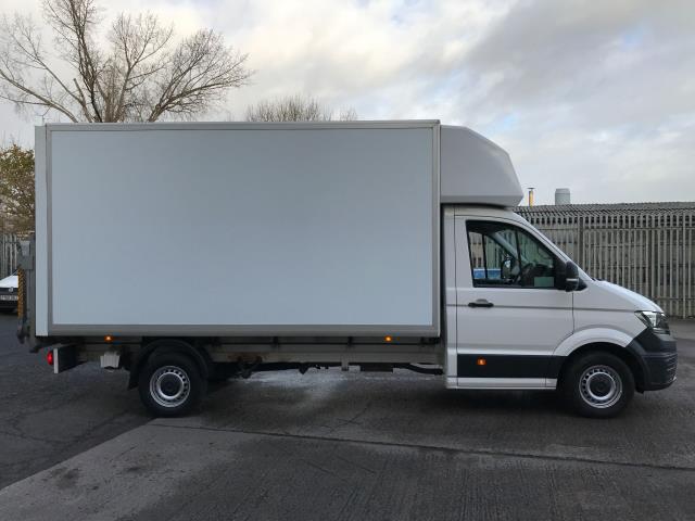 2021 Volkswagen Crafter CR35 13FT 6 LUTON 140PS STARTLINE EURO 6 TAIL LIFT  (DS70FVO) Image 6