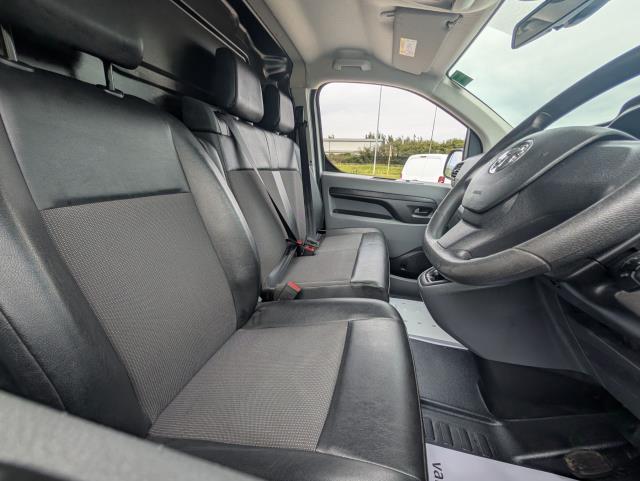 2020 Vauxhall Vivaro 2900 1.5D 100Ps Dynamic H1 Van (DS70JTX) Image 15