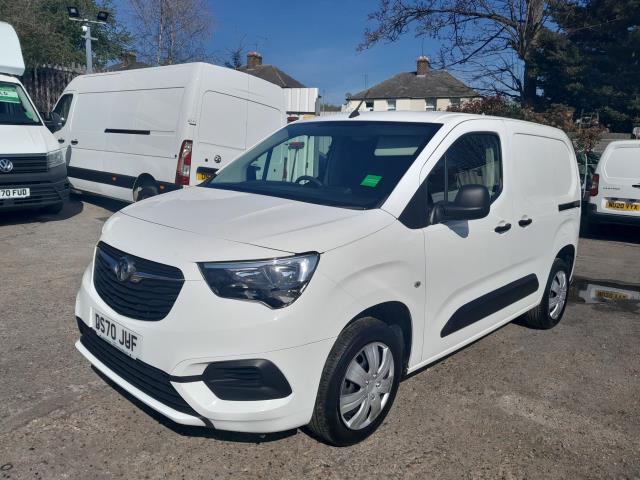 2020 Vauxhall Combo Cargo 2300 1.5 Turbo D 100Ps H1 Sportive Van (DS70JUF) Image 4
