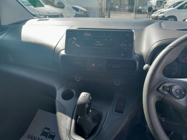 2020 Vauxhall Combo Cargo 2300 1.5 Turbo D 100Ps H1 Sportive Van (DS70JUF) Image 13