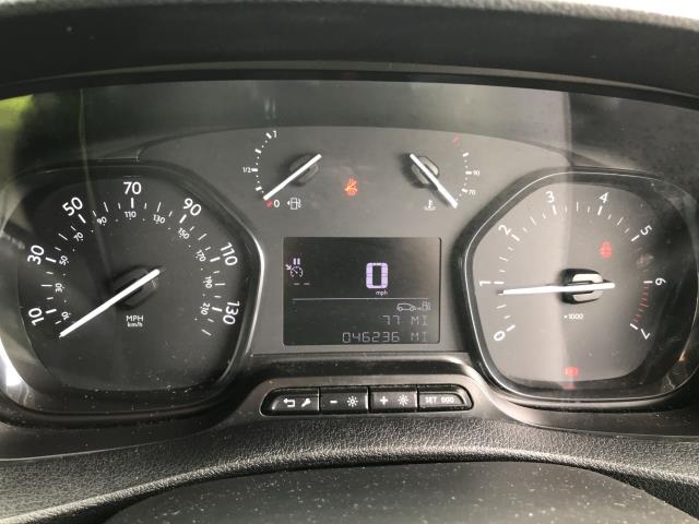 2020 Vauxhall Vivaro 2900 L2 H1 1.5D 100PS DYNAMIC EURO 6 (DS70JVK) Image 18