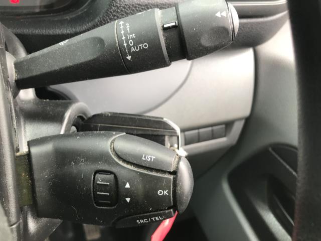 2020 Vauxhall Vivaro 2900 L2 H1 1.5D 100PS DYNAMIC EURO 6 (DS70JVK) Image 37