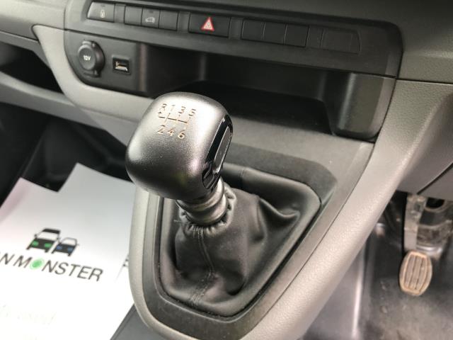 2020 Vauxhall Vivaro 2900 L2 H1 1.5D 100PS DYNAMIC EURO 6 (DS70JVK) Image 16