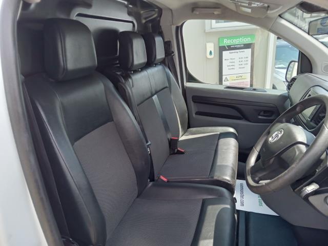 2020 Vauxhall Vivaro 2900 1.5D 100Ps Dynamic H1 Van (DS70WVY) Image 22