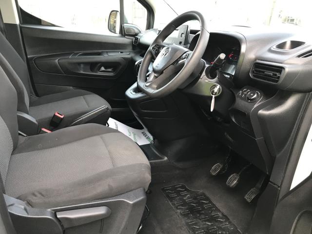 2021 Vauxhall Combo Cargo 2300 L1 H1 SPORTIVE 100PS EURO 6  (DS70WWB) Image 21