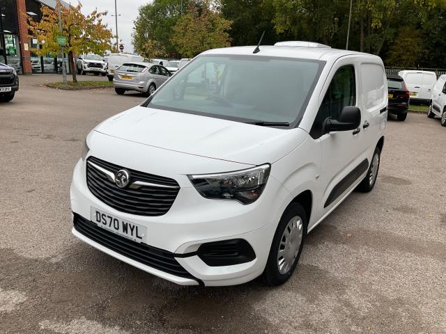 2020 Vauxhall Combo Cargo 2300 1.5 Turbo D 100Ps H1 Sportive Van (DS70WYL) Image 5