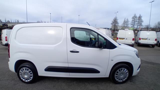 2021 Vauxhall Combo Cargo 2300 1.5 Turbo D 100Ps H1 Sportive Van (DS70XCD) Image 10