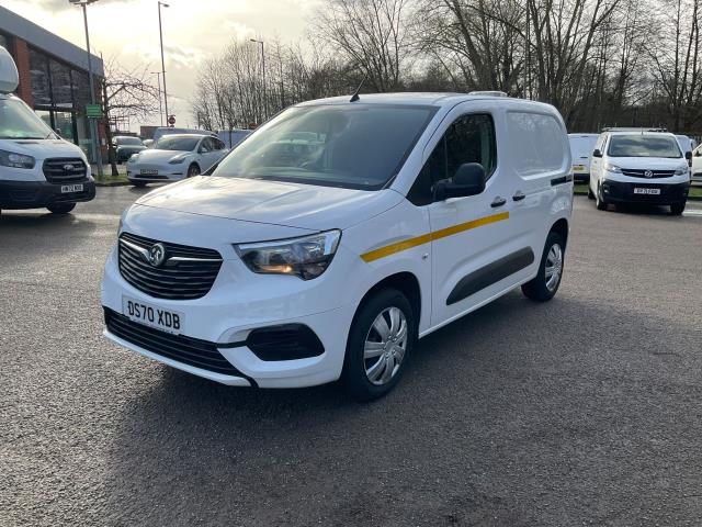 2021 Vauxhall Combo Cargo 2300 1.5 Turbo D 100Ps H1 Sportive Van (DS70XDB) Image 5