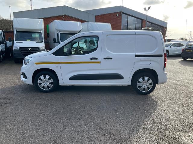 2021 Vauxhall Combo Cargo 2300 1.5 Turbo D 100Ps H1 Sportive Van (DS70XDB) Image 6