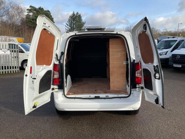 2021 Vauxhall Combo Cargo 2300 1.5 Turbo D 100Ps H1 Sportive Van (DS70XDB) Image 13