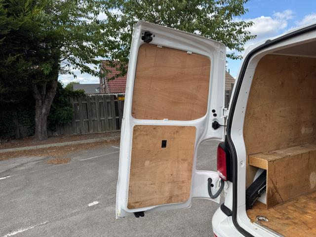 2023 Volkswagen Transporter 2.0 TDI 150 Startline Van LWB  (DS73BZH) Image 57