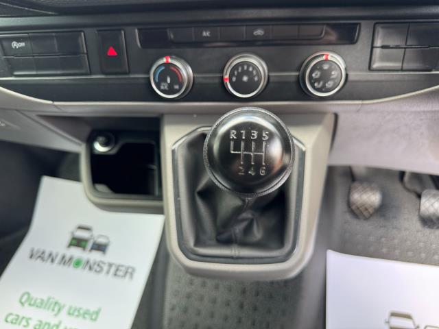 2023 Volkswagen Transporter 2.0 TDI 150 Startline Van LWB  (DS73BZH) Image 35